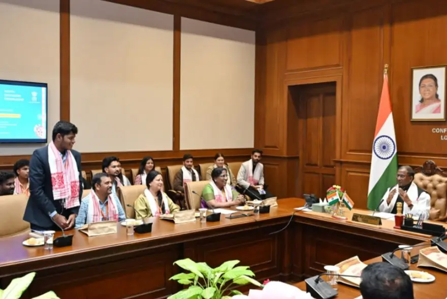 Assam Governor interacts with youth participants of Ashtalakshmi Darshan Youth Exchange Programme