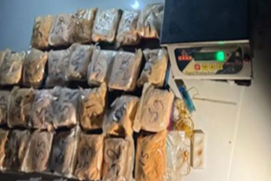 Assam Drug Bust in Cachar: Rs 2.20 Crore Heroin Seized, Young Peddlers Arrested in Major Police Action