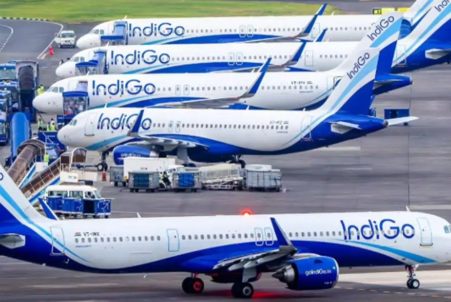 Chaos at Indian airports, 100 Indigo flights cancelled