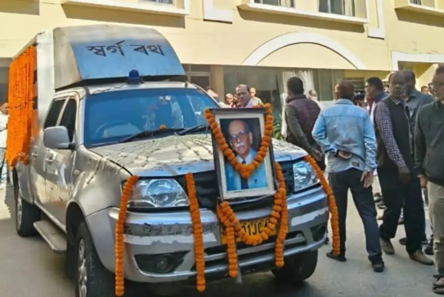 Veteran Assam journalist PG Baruah laid to rest will full State Honours