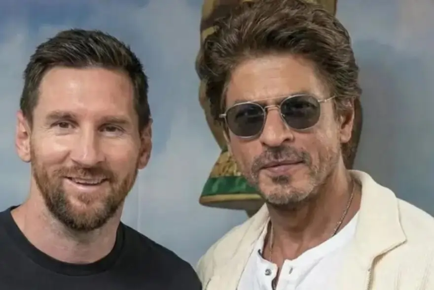 Shah Rukh Khan Meets Lionel Messi in Kolkata as GOAT India Tour Creates Historic Moment