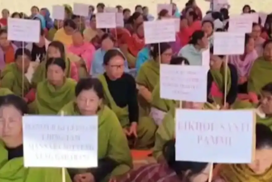 Manipur: Bishnupur Villagers Continue Sit-In for Second Day, Demand IRB Deployment After IED Blasts