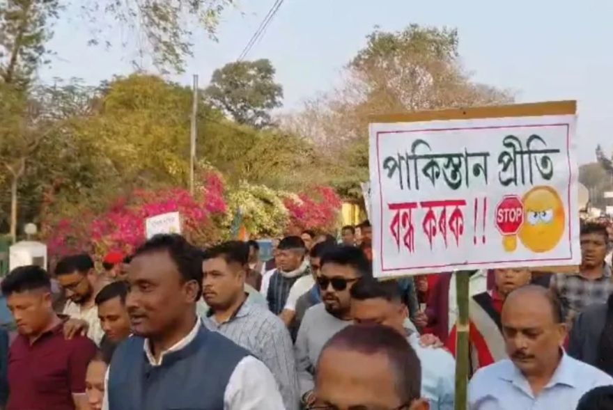 Pakistan links of Gaurav Gogoi: Congress MLA leads massive protests against the Jorhat MP after Assam CM's explosive expose